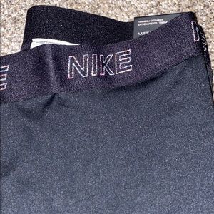 Nike Pro leggings